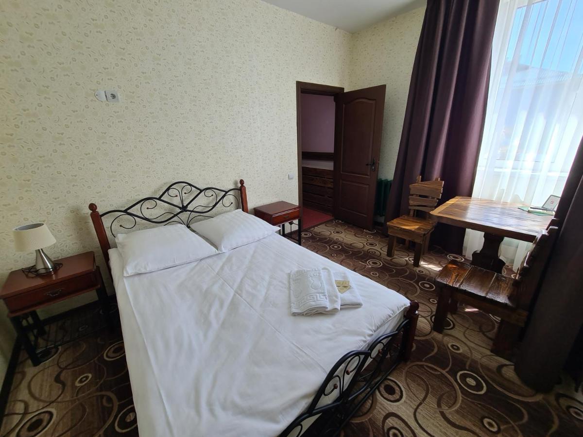 Hotel Prival Izhevsk Esterno foto